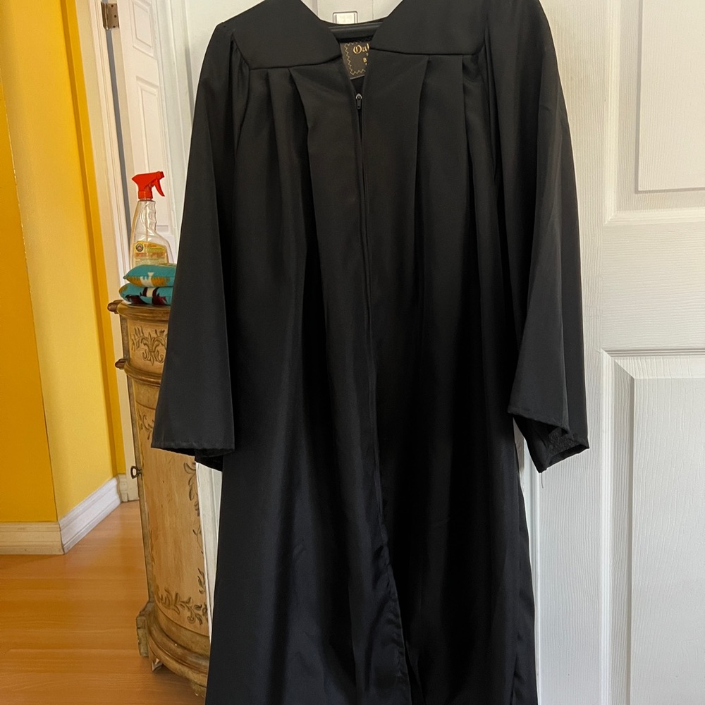 Oak Hall Graduation Dress Gown